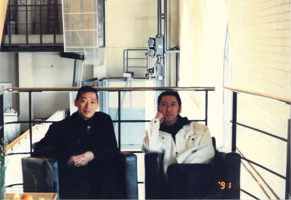 1991年ロンドン、パワーStaStにて_布袋氏と